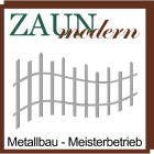 Logo ZaunModern - geschwungener Metallzaun auf weißem Hintergrund